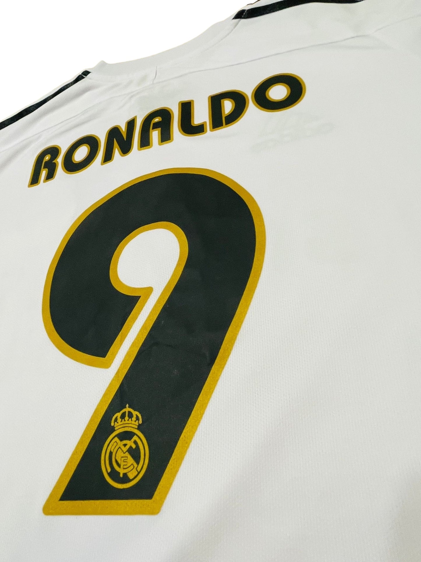 Legends - Retro Ronaldo 9 "O Fenômeno" Real Madrid 2004 Home Jersey Replica